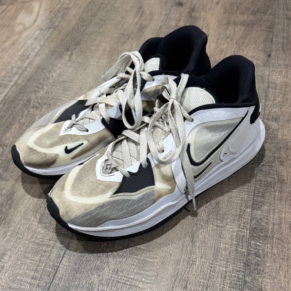 Nike Black and Cream Sneakers